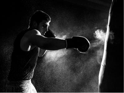 ll sistema energetico utilizzato negli sport da combattimento è un misto tra aerobico e anaerobico